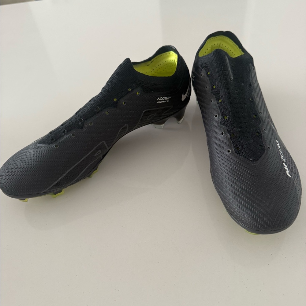 Nike Mercurial Air Zoom cleats - US 9